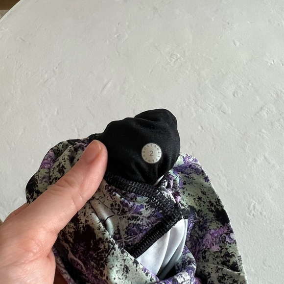 Lululemon wunder under hi rise nulux size 2 vivid vision - Picture 4 of 4